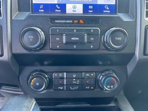 Used 2020 Ford F150 XLT w/ Equipment Group 302A Luxury AWD/4WD image 27