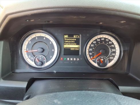 Used 2019 RAM 1500 Express image 26