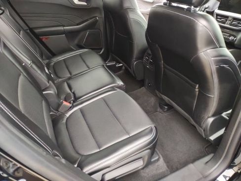 Used 2024 Ford Escape Platinum AWD/4WD image 22