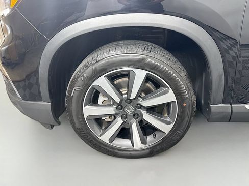 Used 2023 Honda Pilot Touring image 42