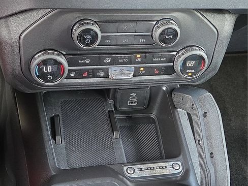 Certified 2026 Ford Bronco Badlands w/ Sasquatch Package AWD/4WD image 18