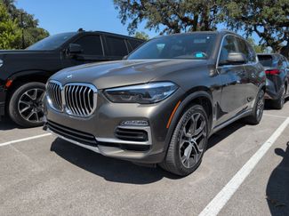 Used 2021 BMW X5 sDrive40i w/ Premium Package RWD video 1