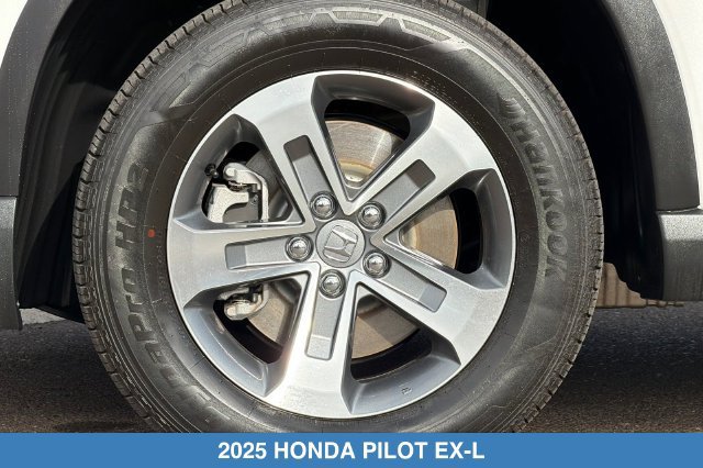 Certified 2025 Honda Pilot EX-L image 30