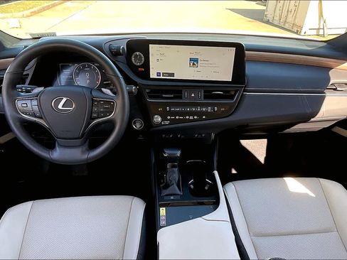 Used 2023 Lexus ES 350 w/ Premium Package FWD image 16