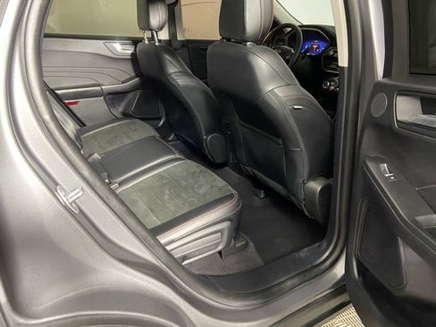 Used 2022 Ford Escape SEL w/ SEL Stealth AWD Package image 14