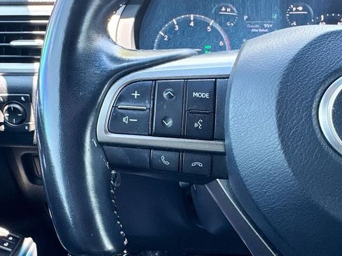 Used 2022 Lexus GX 460 Premium w/ Premium Package AWD/4WD image 22