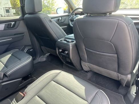 Used 2025 Buick Enclave Sport Touring w/ Power Package AWD/4WD image 46