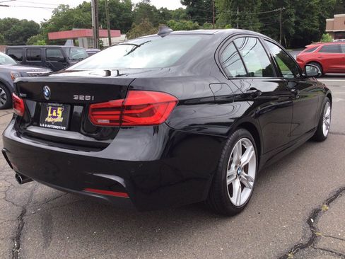 Used 2016 BMW 328i xDrive Sedan AWD/4WD image 8