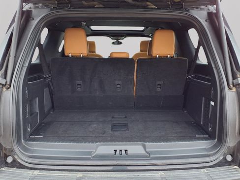 Used 2023 Ford Expedition Max Platinum AWD/4WD image 10