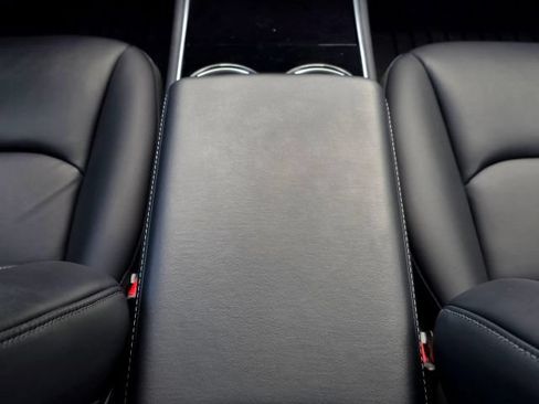 Used 2019 Tesla Model 3 Long Range AWD/4WD image 29