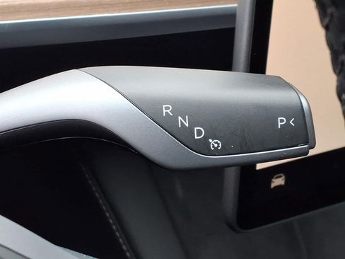 Used 2023 Tesla Model 3 Standard Range RWD image 24
