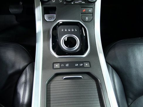 Used 2016 Land Rover Range Rover Evoque SE image 20