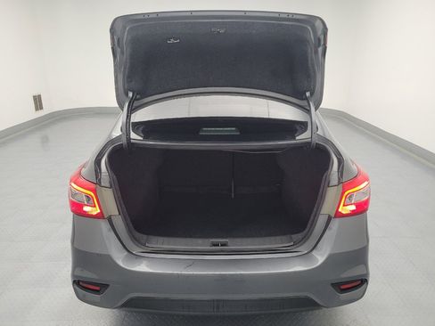 Used 2018 Nissan Sentra S FWD image 29