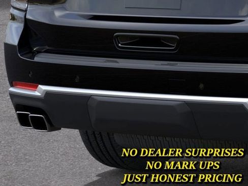 New 2026 Chevrolet Suburban High Country w/ Sun And Tow Package AWD/4WD image 14