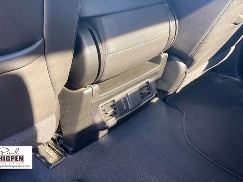 Used 2025 GMC Sierra 1500 SLT image 33