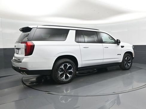 Used 2026 GMC Yukon XL AT4 w/ AT4 Premium Plus Package image 3