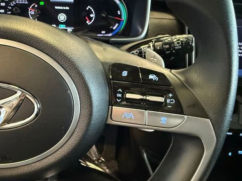 Used 2023 Hyundai Tucson Blue image 17