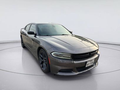 Used 2020 Dodge Charger SXT w/ Blacktop Package