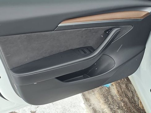 Used 2022 Tesla Model 3 Performance image 20