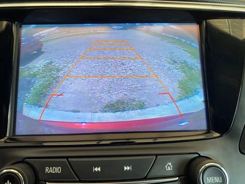 Used 2017 Buick Envision Essence FWD image 23