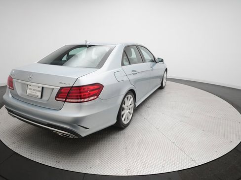 Used 2015 Mercedes-Benz E 350 4MATIC Sedan image 37