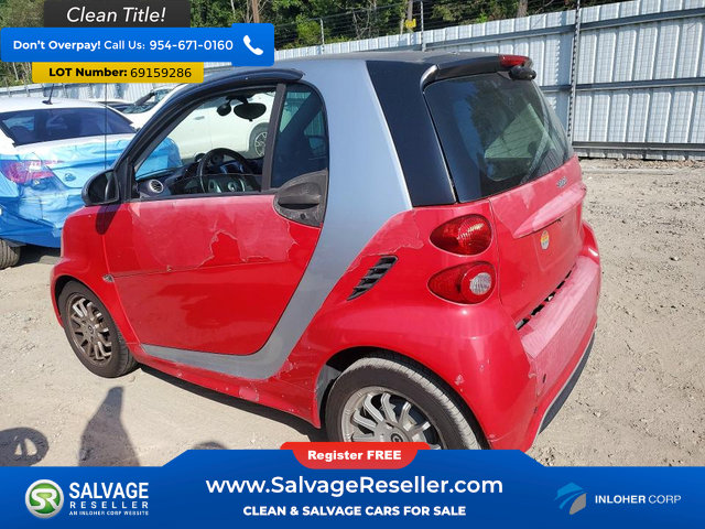 Used 2013 smart fortwo Coupe RWD image 3