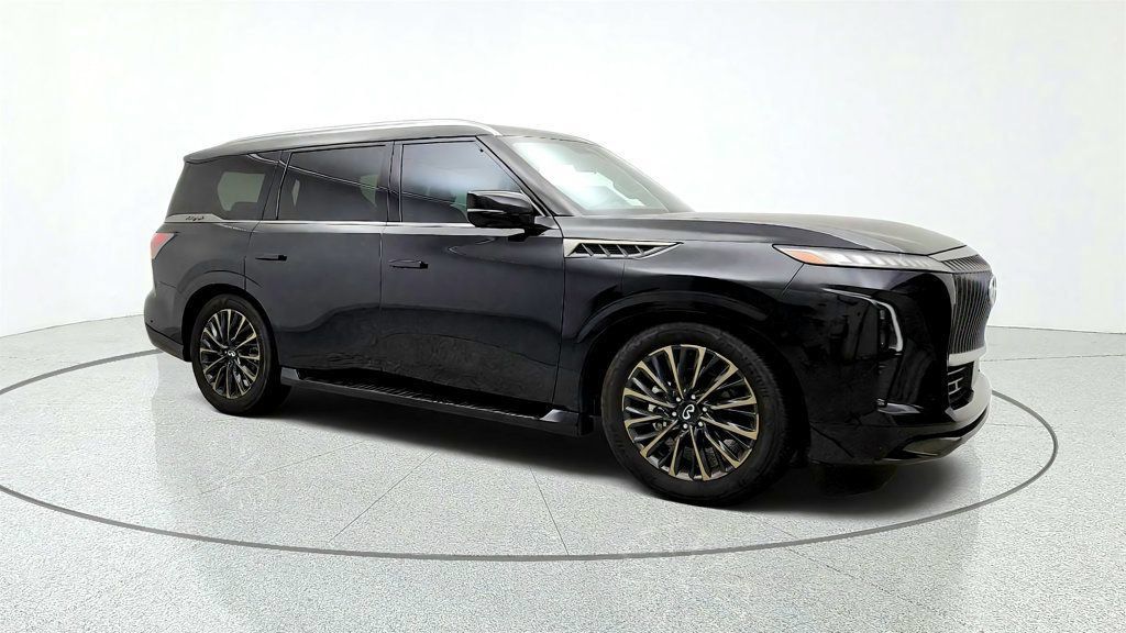 Used 2025 INFINITI QX80 Autograph AWD/4WD image 3