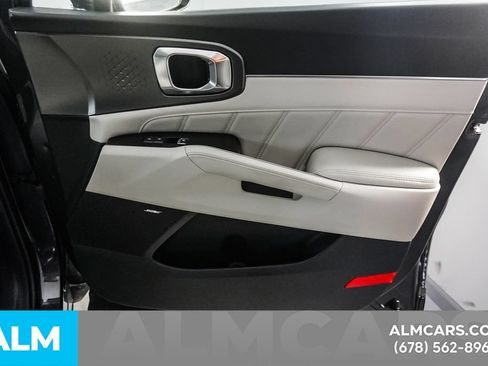 Used 2023 Kia Sorento SX Prestige w/ Panoramic Sunroof Package AWD/4WD image 41