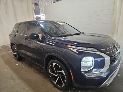 Used 2022 Mitsubishi Outlander SEL Black Edition AWD/4WD image 2