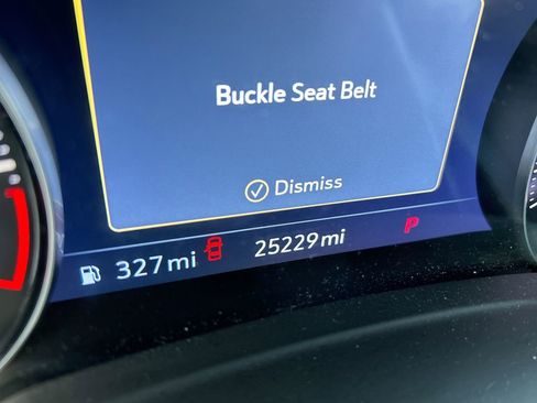 Used 2023 Buick Envision Essence FWD image 16