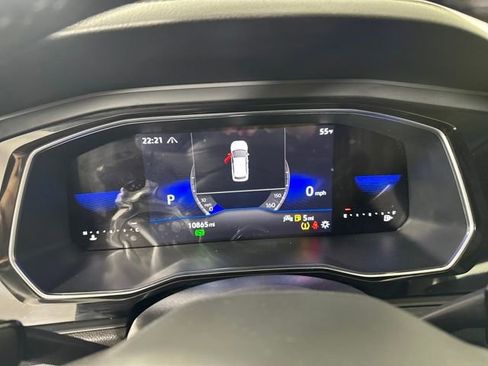 Used 2023 Volkswagen Jetta SE image 17