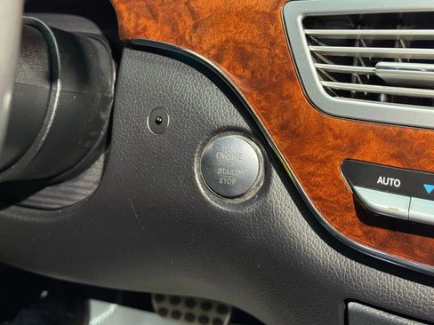 Used 2013 Mercedes-Benz S 550 image 43