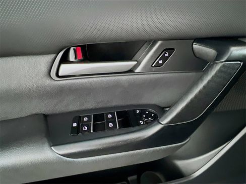 Used 2025 MAZDA CX-50 AWD 2.5 S w/ Weather Package image 16