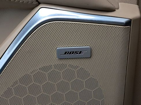 Used 2020 Cadillac Escalade ESV Platinum image 21