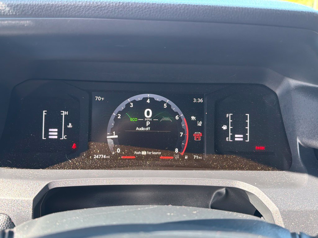 Used 2025 Toyota 4Runner SR5 AWD/4WD image 19