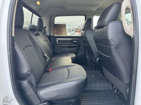 Used 2018 RAM 1500 Sport image 17
