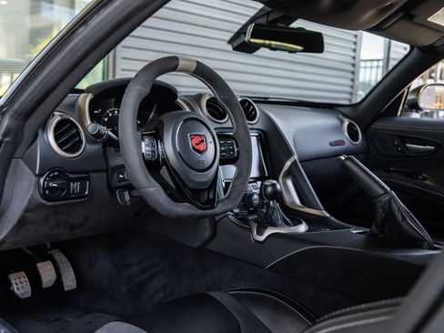 Used 2016 Dodge Viper ACR w/ Extreme Aero Package RWD image 42