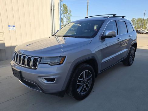 Used 2019 Jeep Grand Cherokee Limited w/ Luxury Group II RWD image 2