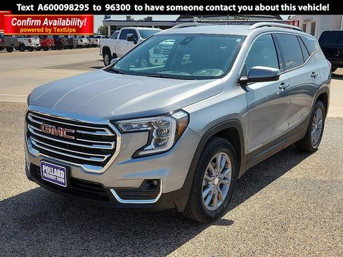 Used 2024 GMC Terrain SLT image 1