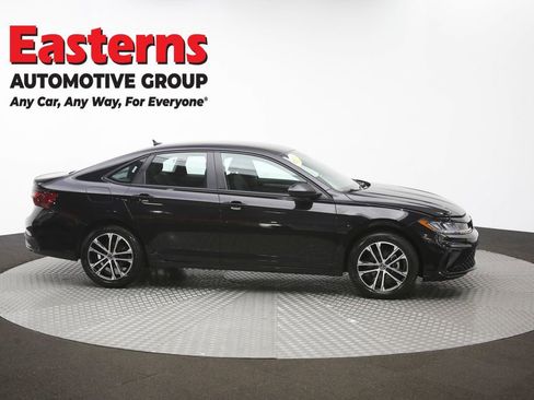 Used 2025 Volkswagen Jetta Sport FWD image 44