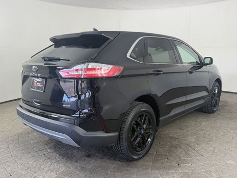 Used 2022 Ford Edge SEL w/ Convenience Package AWD/4WD image 9