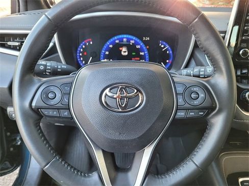Certified 2022 Toyota Corolla XSE image 28