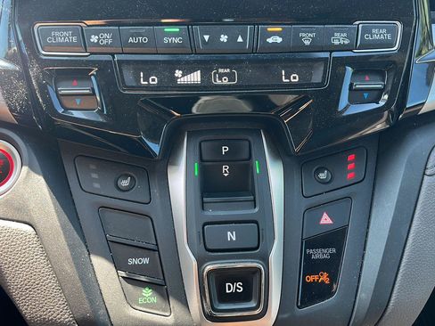 Used 2019 Honda Odyssey EX-L image 17