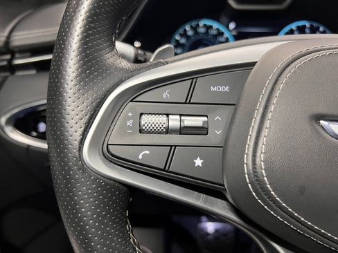 Used 2023 Genesis GV70 2.5T w/ Sport Prestige Package image 17