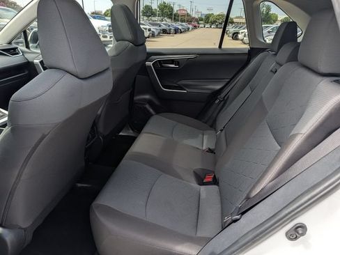 Used 2025 Toyota RAV4 XLE w/ Convenience Package FWD image 28