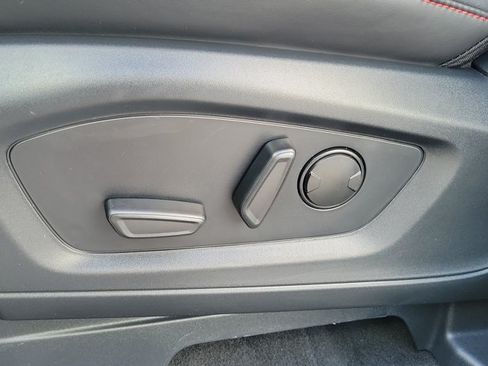 New 2026 Ford Explorer ST-Line w/ ST-Line Street Pack RWD image 22