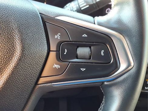 Used 2024 Chevrolet Trax LT w/ Driver Confidence Package FWD image 27