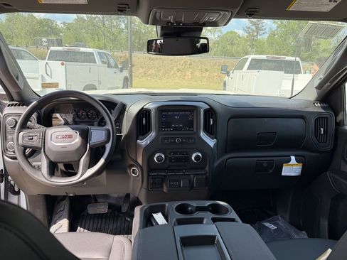 New 2025 GMC Sierra 3500 Pro w/ Convenience Package AWD/4WD image 16