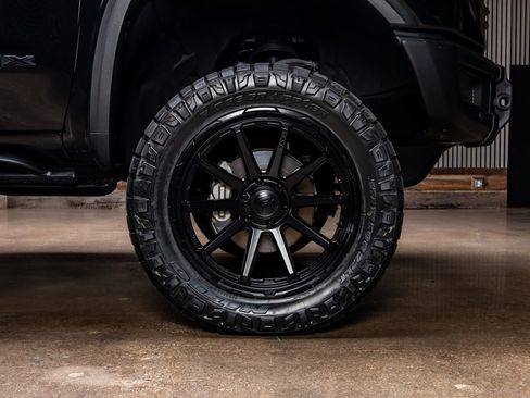 Used 2024 GMC Sierra 1500 AT4X w/ AT4X AEV Edition AWD/4WD image 12