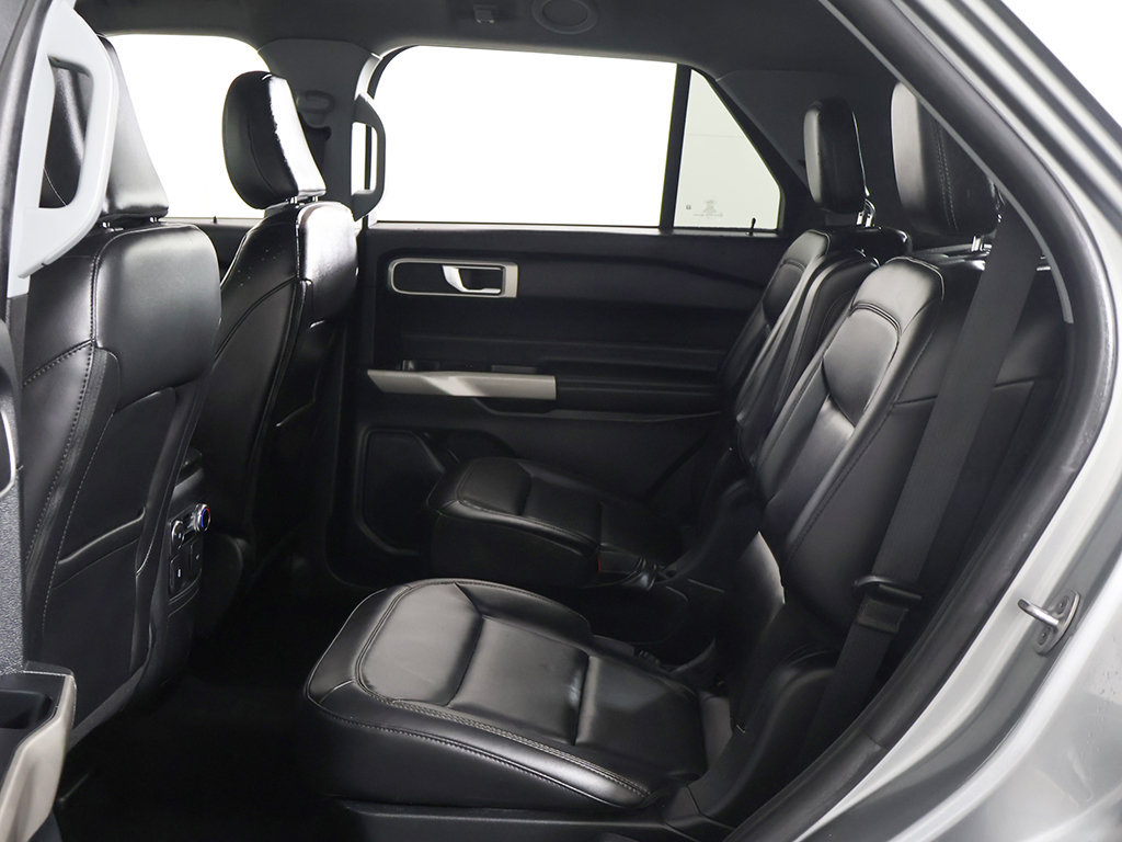Used 2022 Ford Explorer XLT AWD/4WD image 27